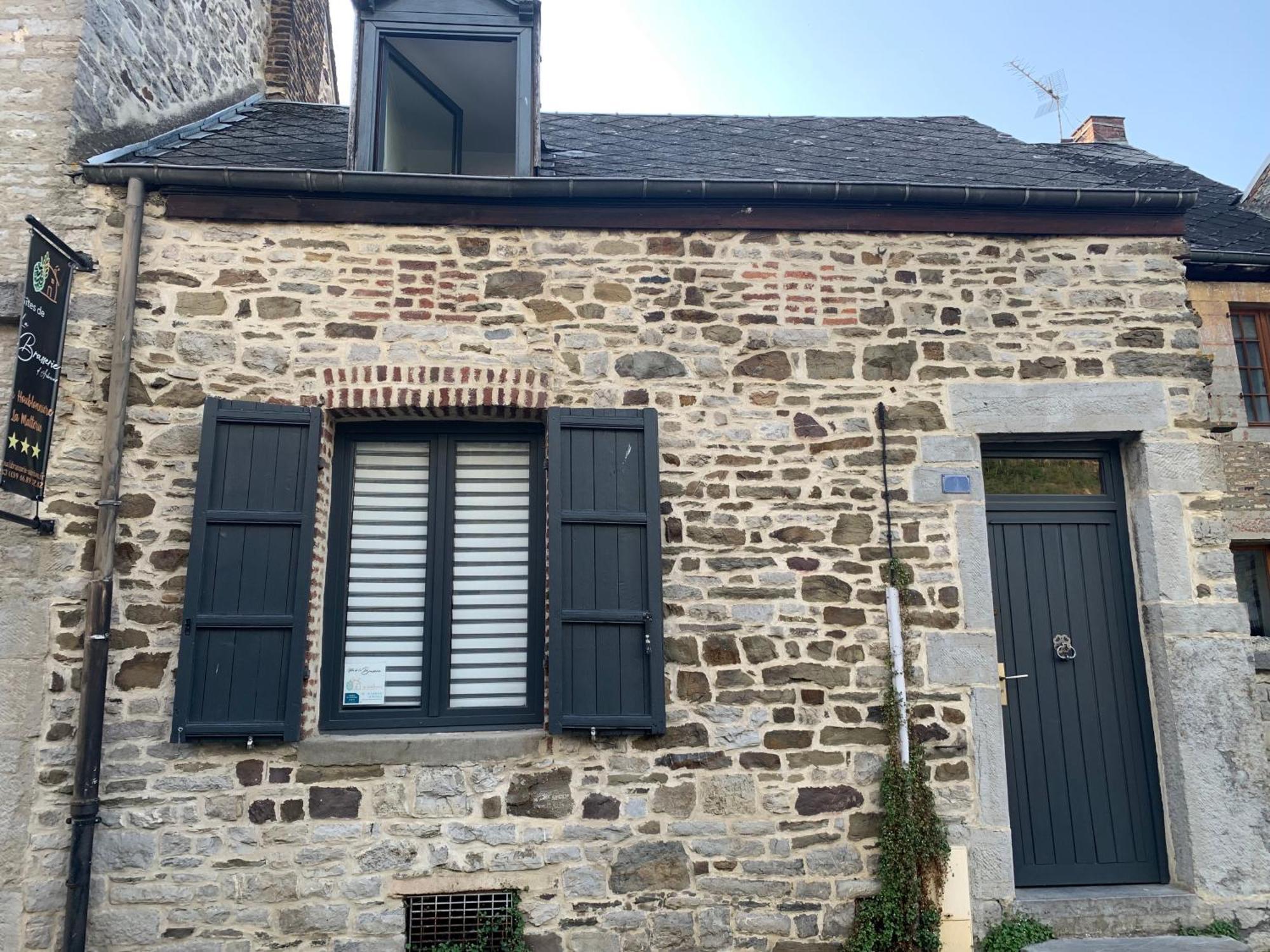 Les Gites De La Brasserie D'Aubrives La Malterie Et La Houblonniere 外观 照片