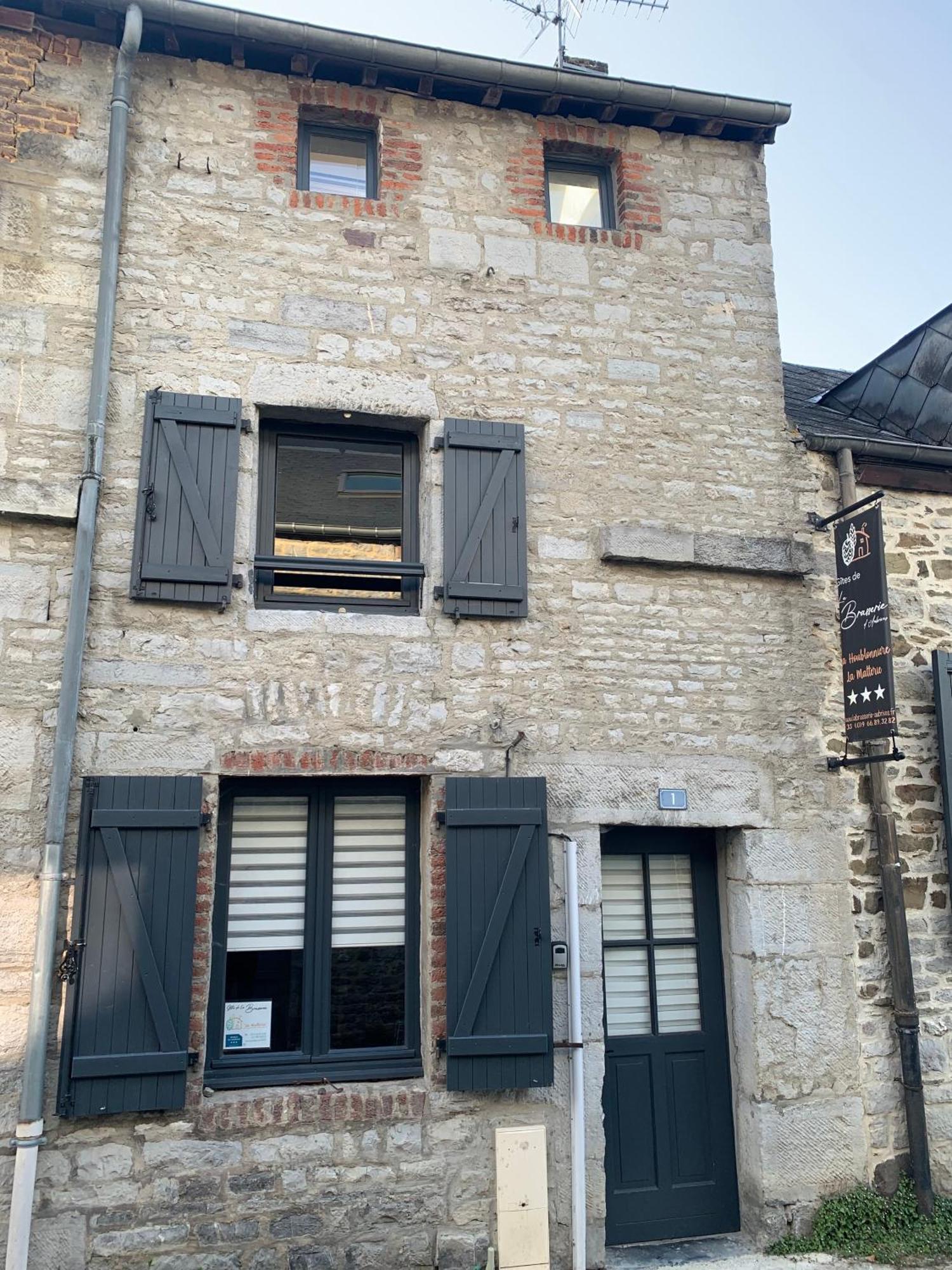 Les Gites De La Brasserie D'Aubrives La Malterie Et La Houblonniere 外观 照片